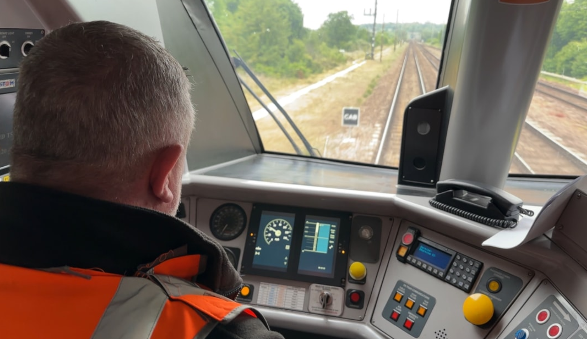 Train Fleet Grand Central fleet approval brings digitally-signalled high speed ...